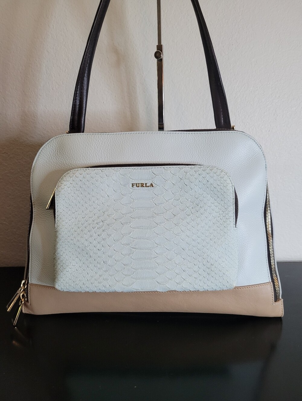 FURLA FRIDA SHOULDER CALF LEATHER BAG - Picture 2 of 15
